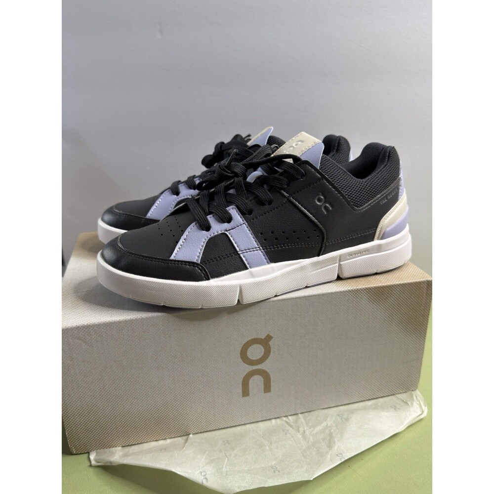 On Cloud The Roger Clubhouse Womens Size 8 Sneakers Black Lavender